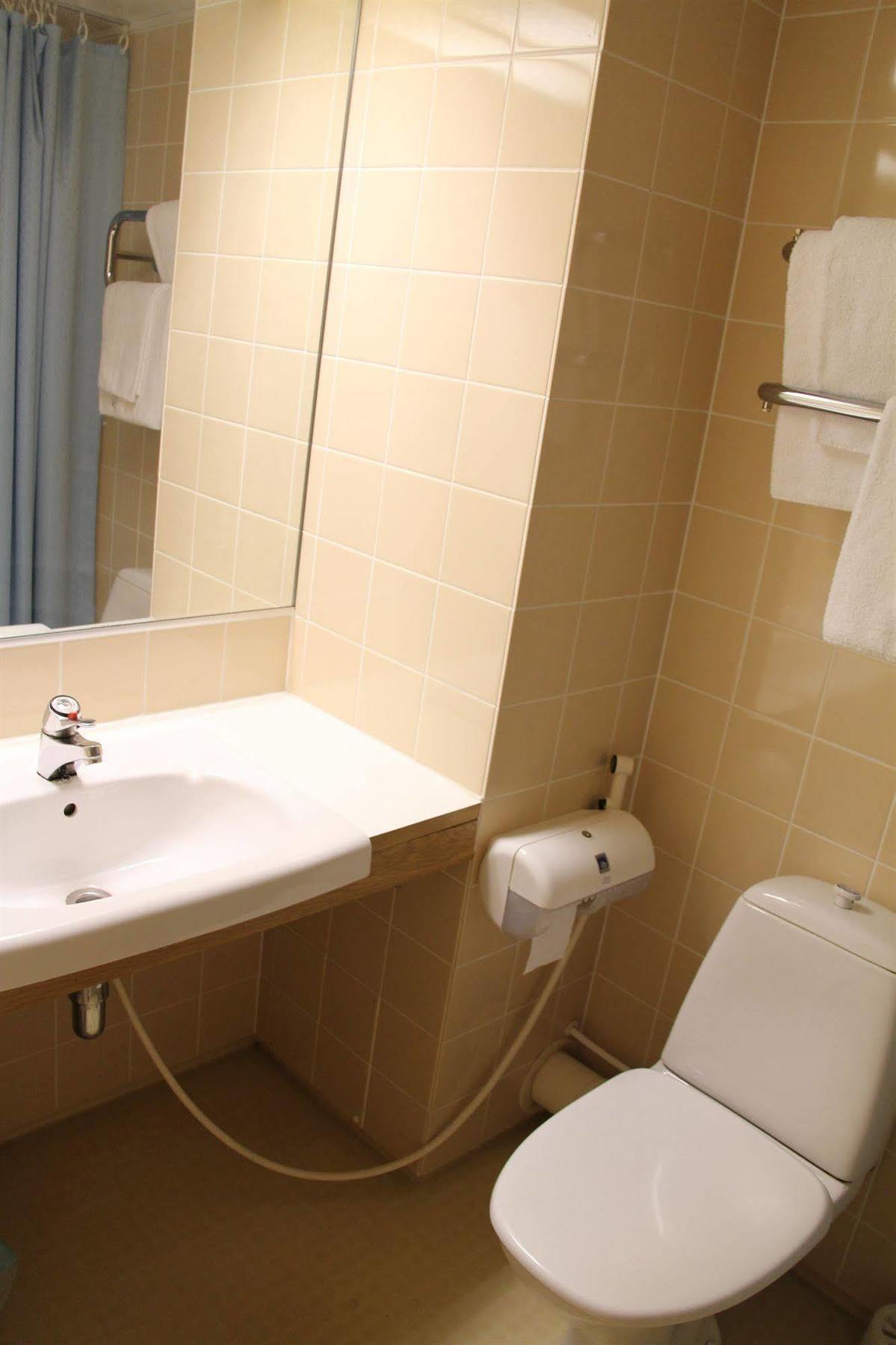 Hotel Hermica Tampere Extérieur photo