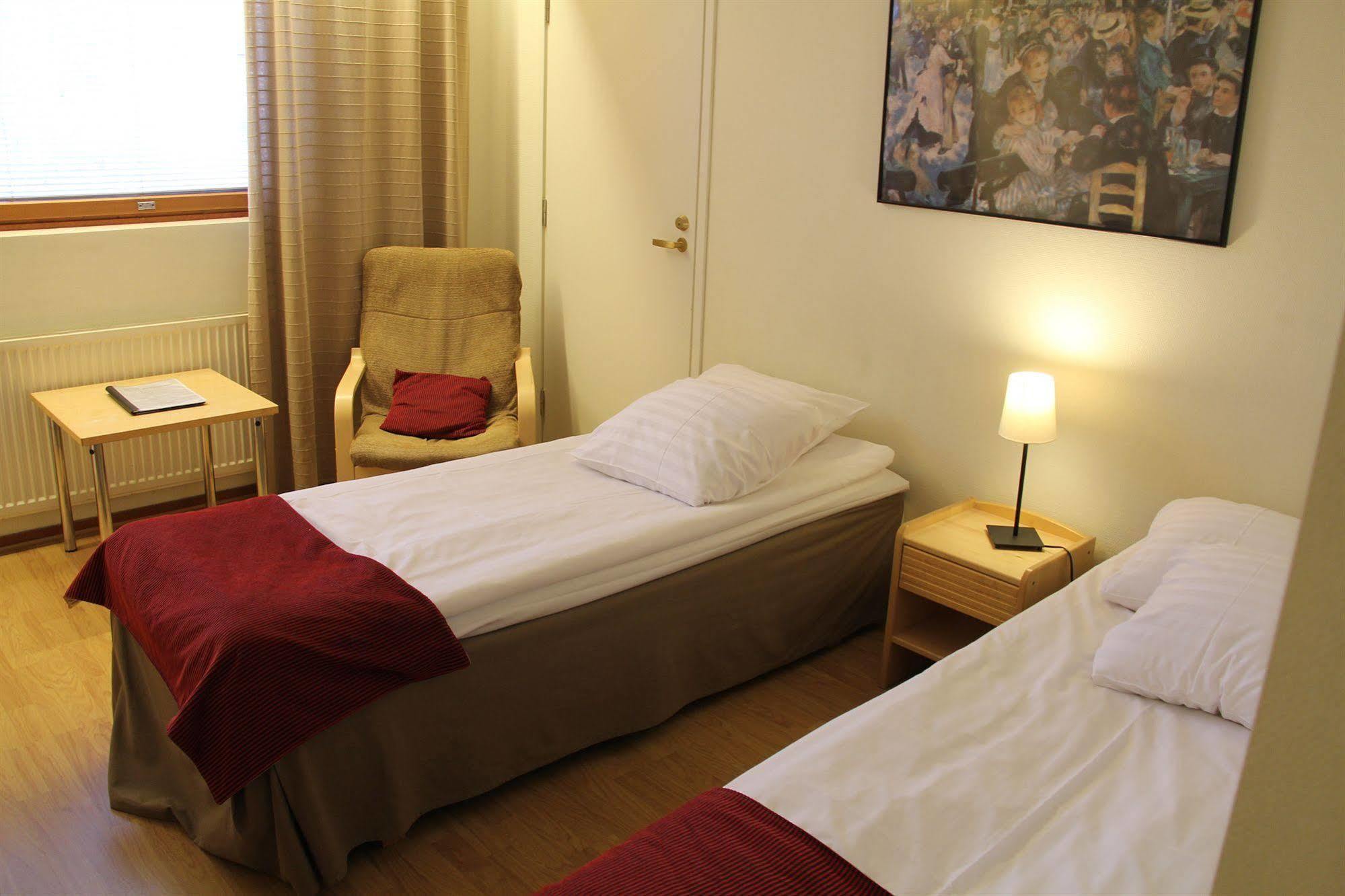 Hotel Hermica Tampere Extérieur photo